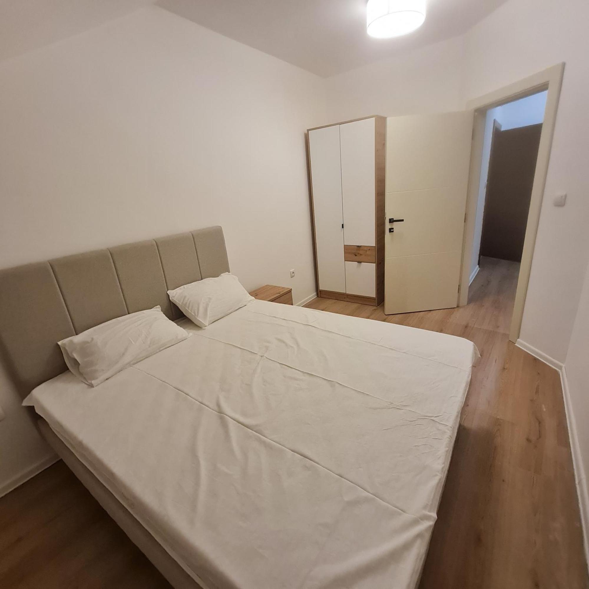 Apartment 5 Free Parking Novi Sad