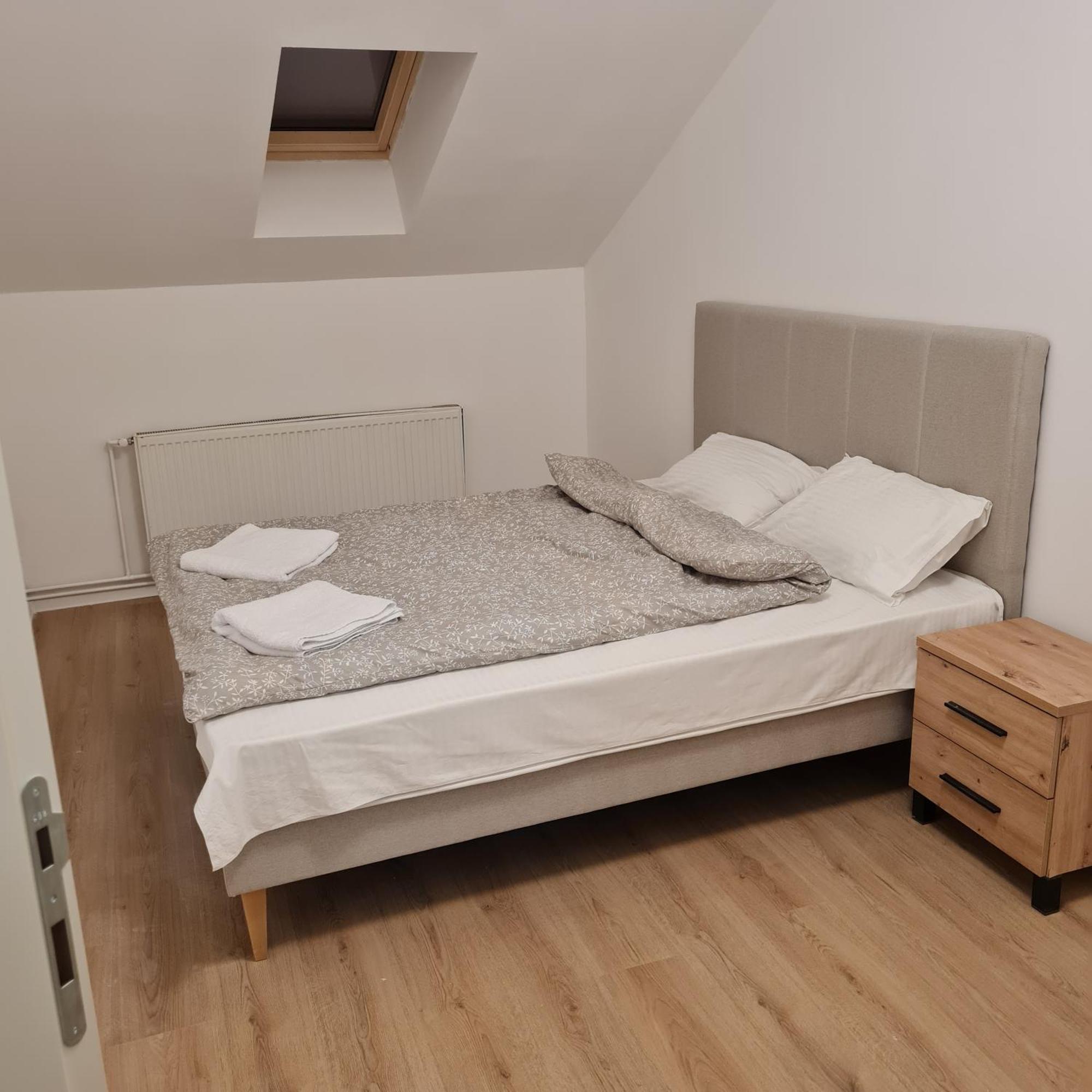 5 Free Parking * Novi Sad